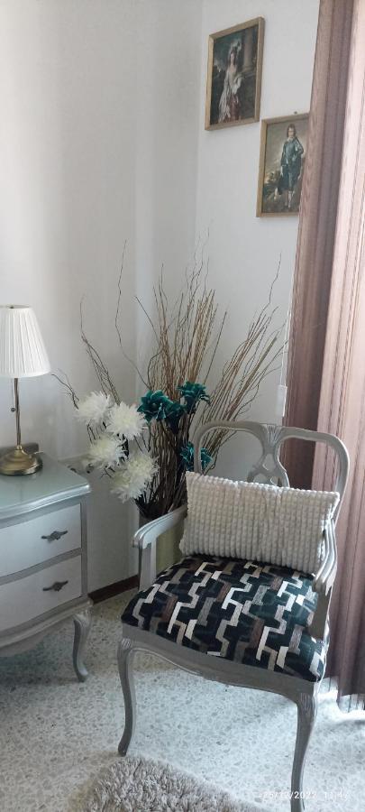 Close To Airport, Double Bedroom, Sofa-Bed, Private Bathroom For Adults And Children Aged 10 And Over Only Gudja 외부 사진