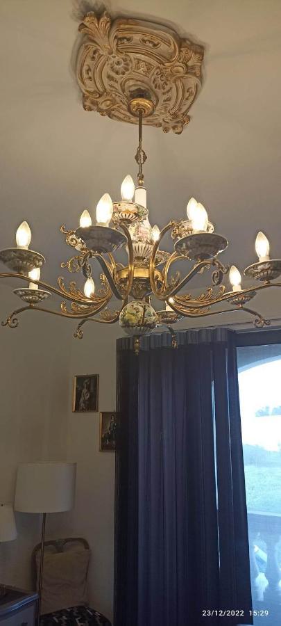 Close To Airport, Double Bedroom, Sofa-Bed, Private Bathroom For Adults And Children Aged 10 And Over Only Gudja 외부 사진